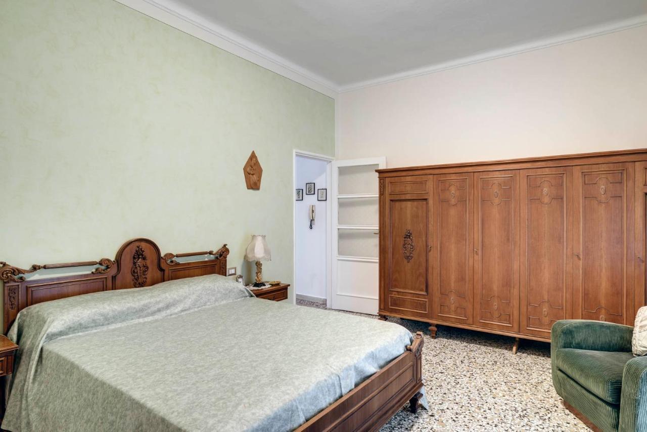 Sentirsi A Casa, Lontano Da Casa-Feel At Home Away From Home Caronno Pertusella Eksteriør bilde